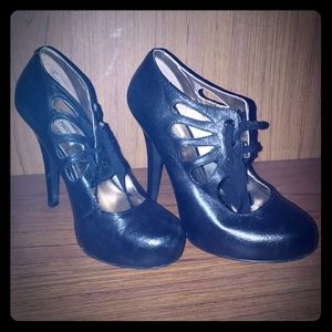 Cute leather eyelette heels